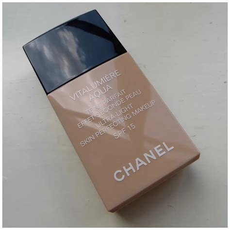 chanel vitalumière aqua swatches|chanel 12 beige rose.